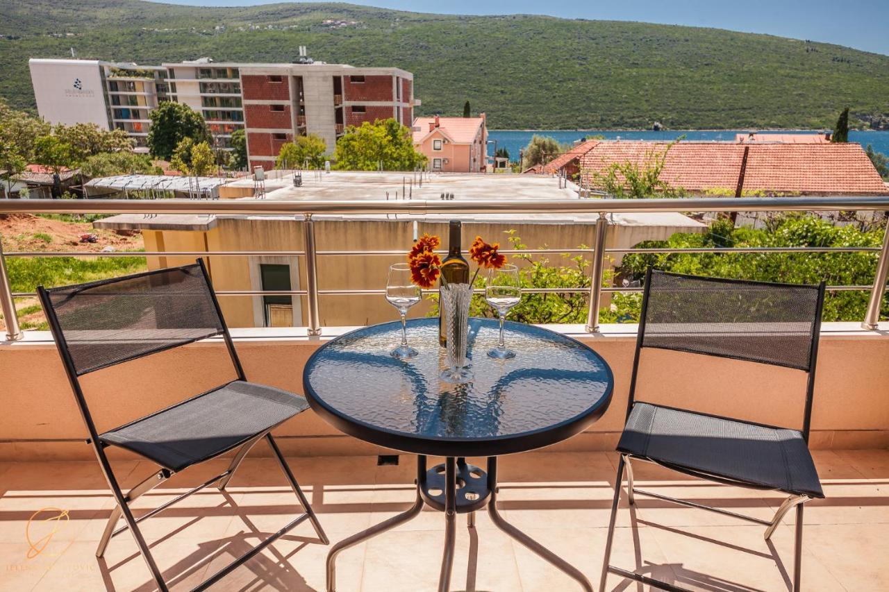 Apartments Ruzmarin Herceg Novi Exterior foto